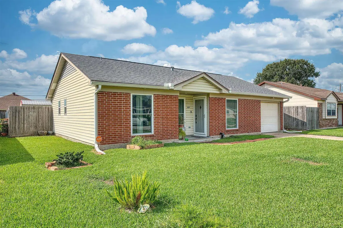 1220 ORANGE AVE., Nederland, TX 77627 - #1