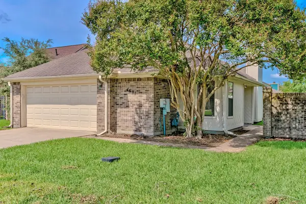 4601 Aspen Ln, Port Arthur, TX 77642