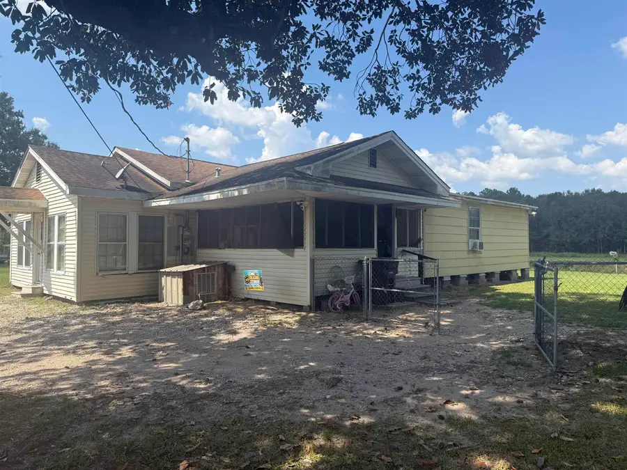 990 OLD SPANISH TRAIL, Vidor, TX 77662 - #3
