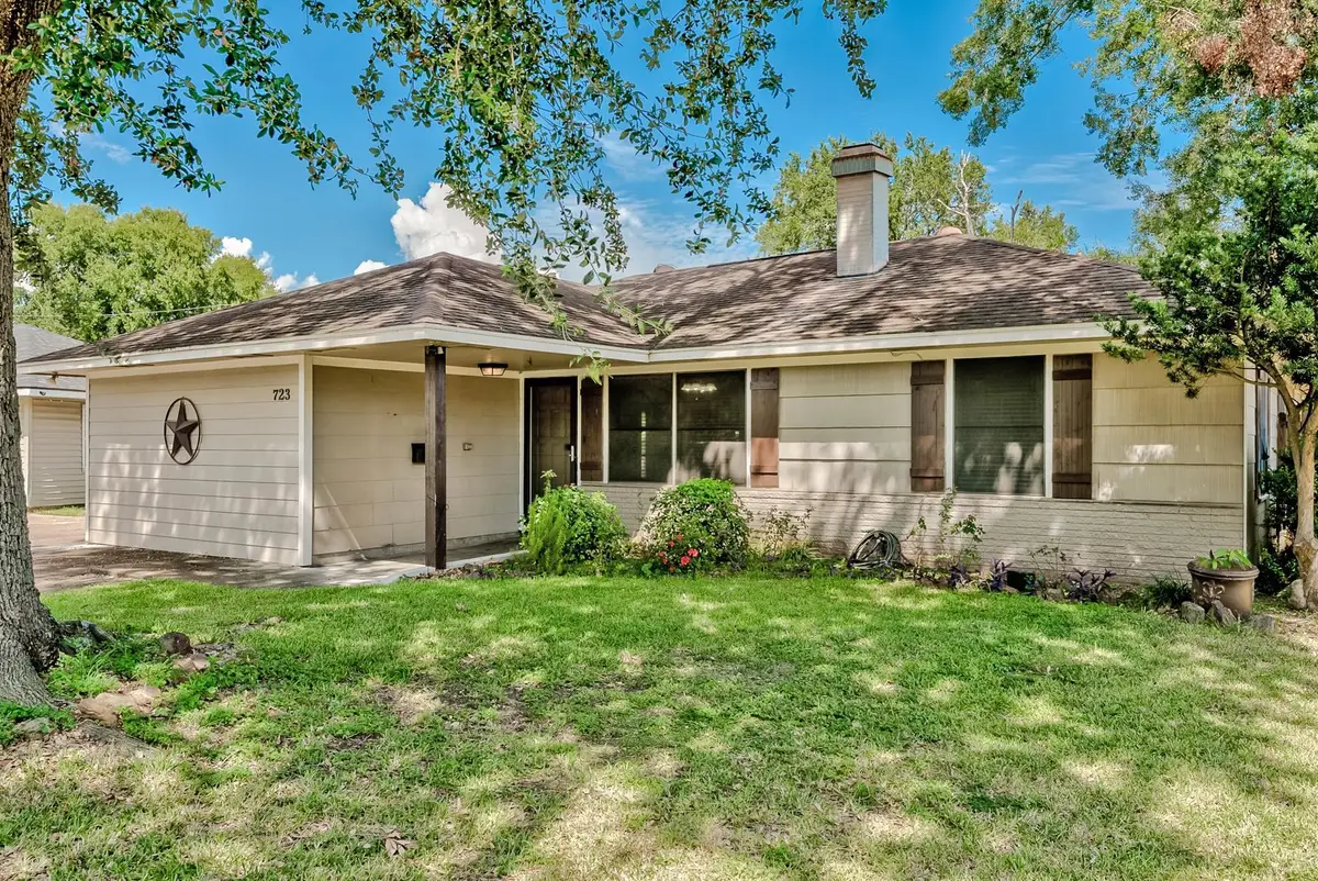 723 S 14th, Nederland, TX 77627 - #1