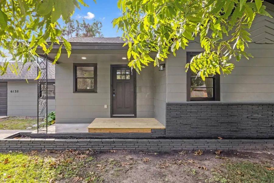 6132 Jackson Boulevard, Groves, TX 77619 - #2
