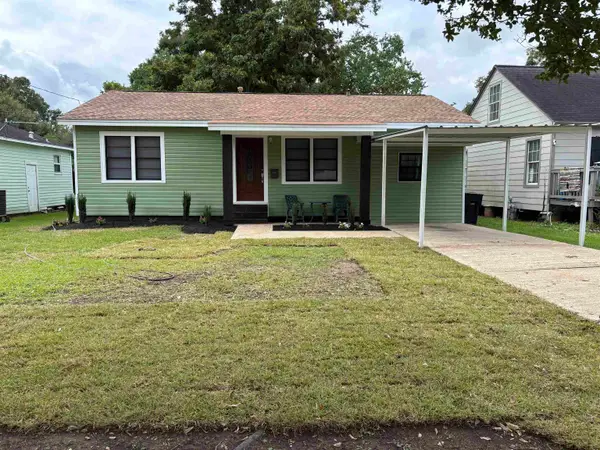 145 HILLDALE DRIVE, Nederland, TX 77627