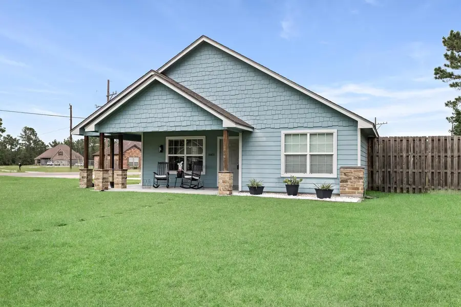 6601 Palace Dr, Lumberton, TX 77657 - #2