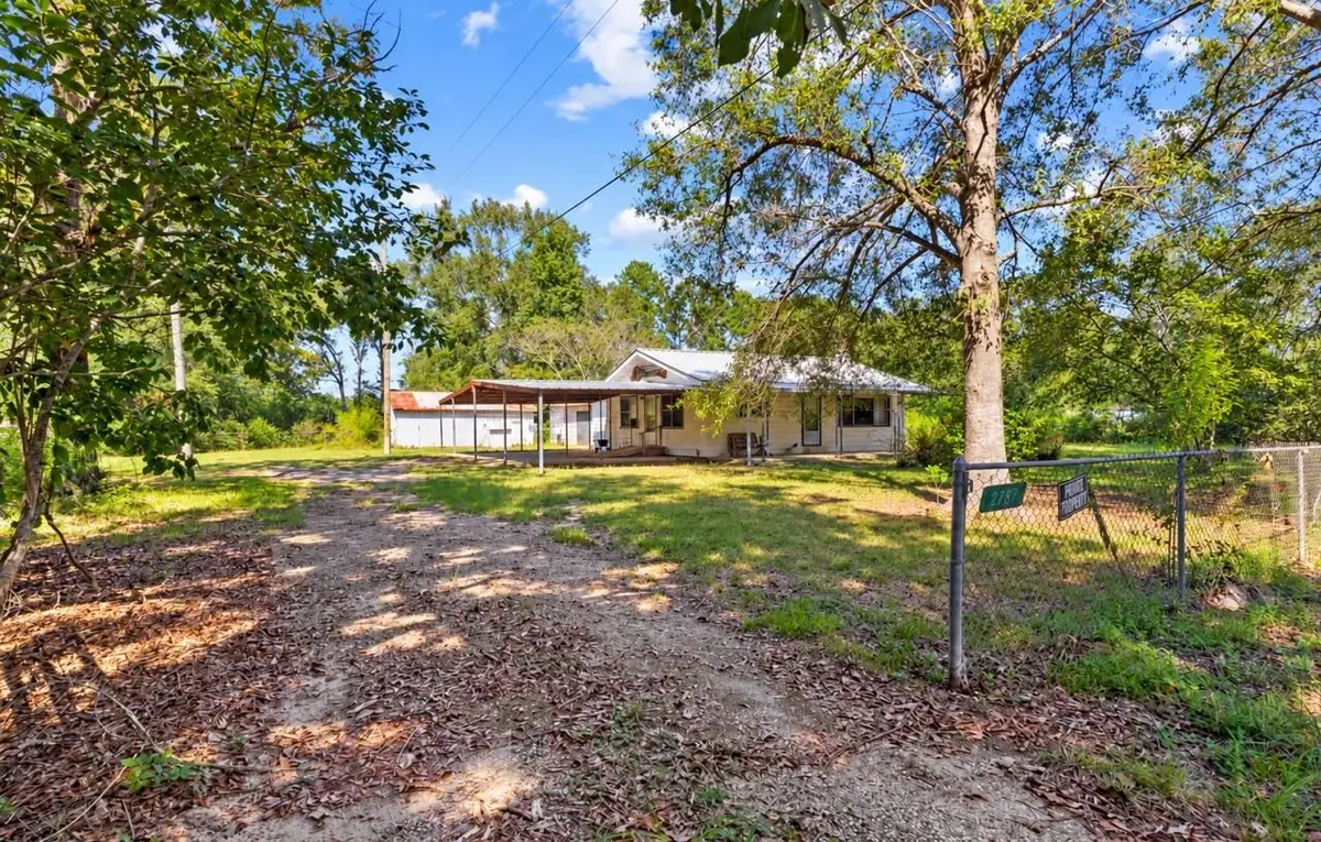 2707 Happy Valley Ln, Kountze, TX 77625 - #1