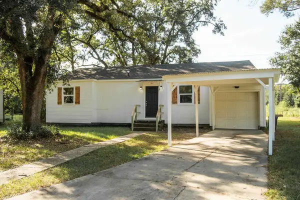 5 Sunset Circle A, Orange, TX 77630