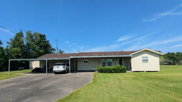 18864 IH-10, Vidor, TX 77662