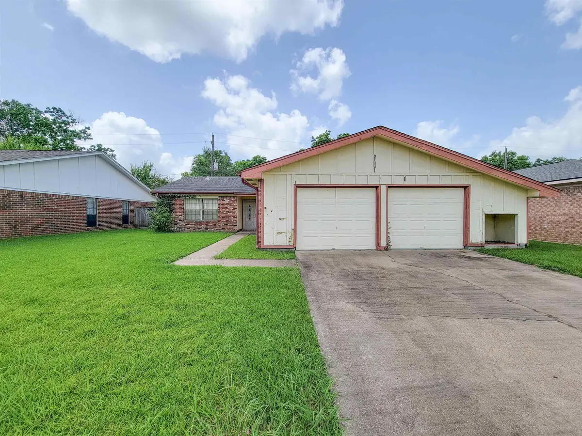 8875 Casey Dr, Beaumont, TX 77707 - #1