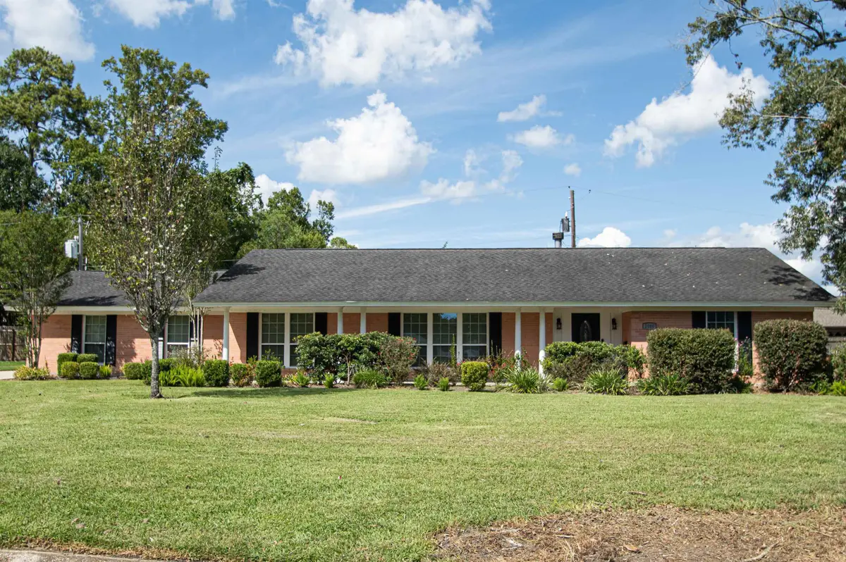 2080 Higgins Circle, Beaumont, TX 77706 - #1