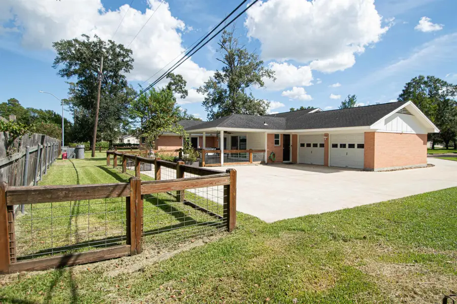 2080 Higgins Circle, Beaumont, TX 77706 - #3