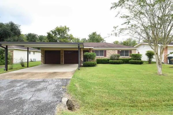 9820 Broun, Beaumont, TX 77707