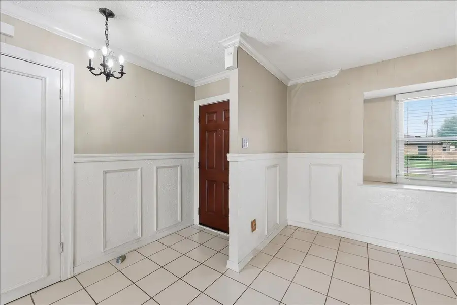 4460 Beale St, Beaumont, TX 77705 - #3