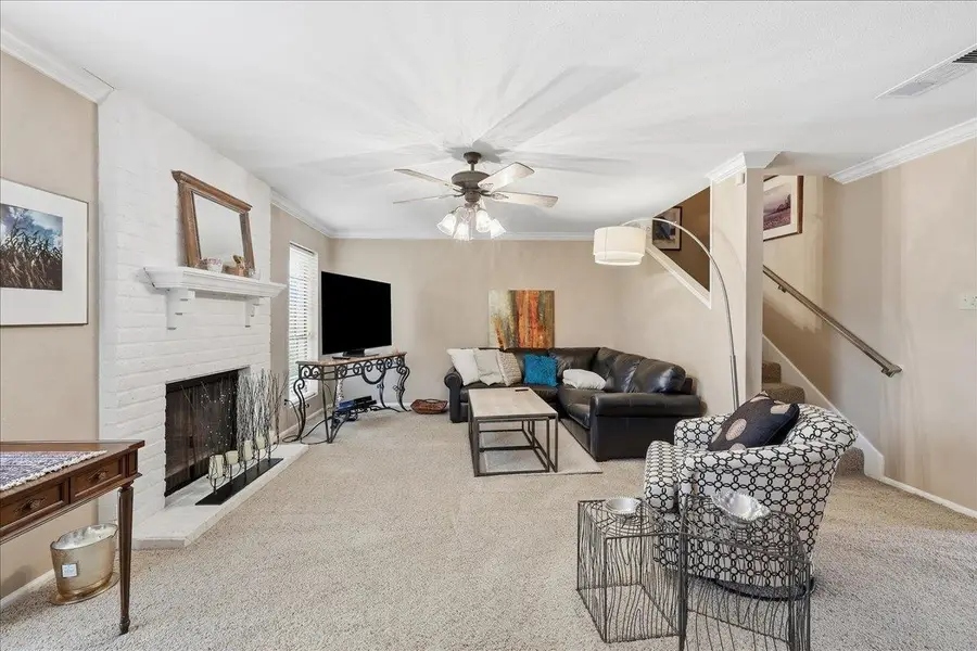 983 Sunmeadow Dr., Beaumont, TX 77706 - #3