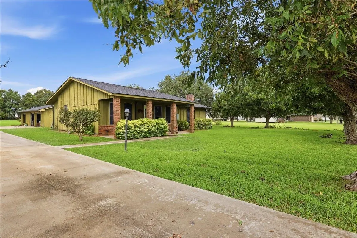 7966 VITERBO RD, Nederland, TX 77627-0000 - #1