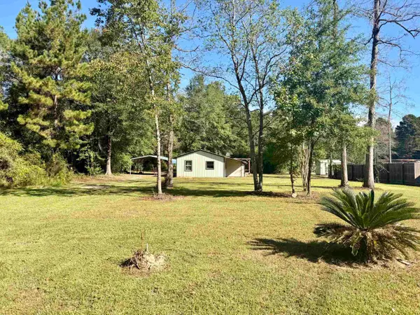 122 MAGNOLIA LN, Buna, TX 77612