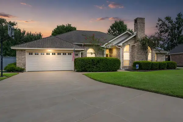 6490 Wellington Place, Beaumont, TX 77706