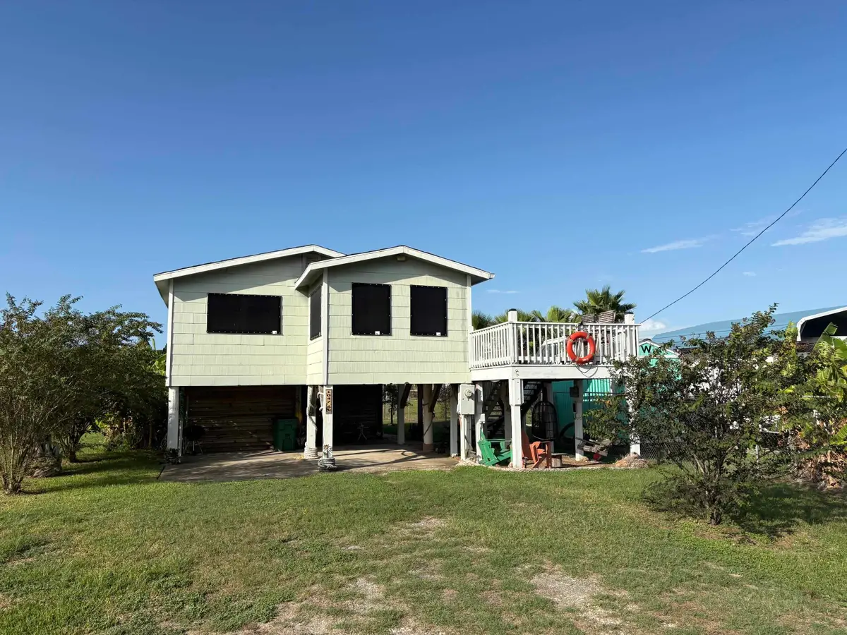 1047 East Rd, Crystal Beach, TX 77650 - #1