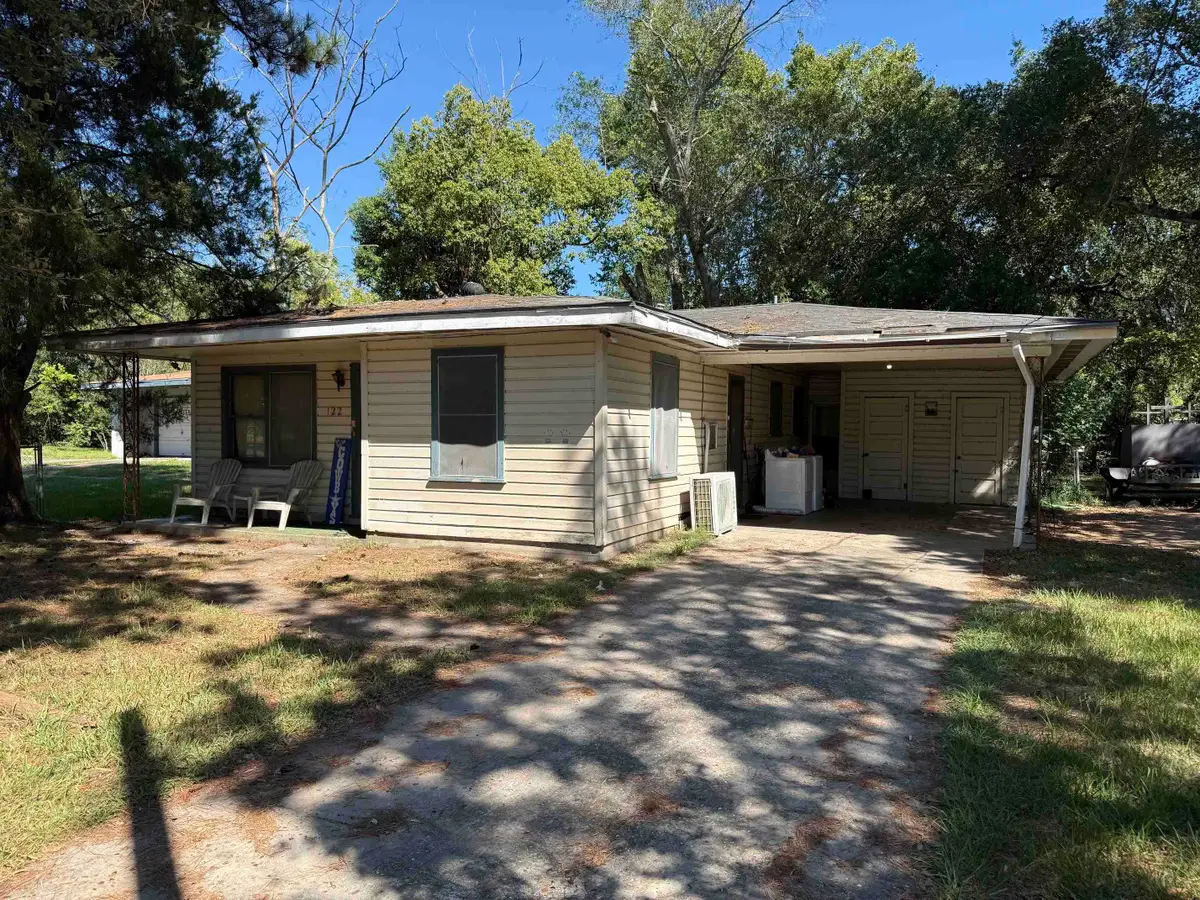 122 Henrieta, West Orange, TX 77630 - #1