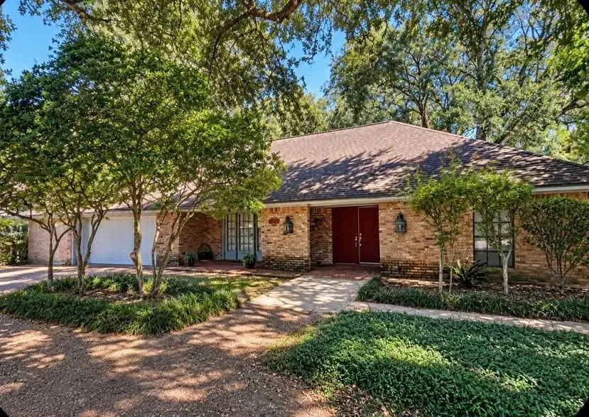 810 W Lucas, Beaumont, TX 77706 - #1