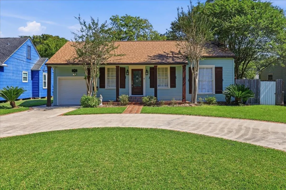1932 CENTRAL DR., Beaumont, TX 77706 - #1