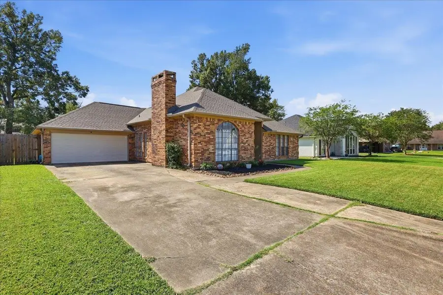 12845 Sequoia Ln, Beaumont, TX 77713 - #2