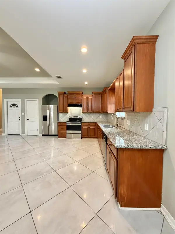 8572 Tolivar, Beaumont, TX 77713
