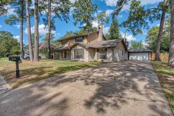 6820 Westgate Dr, Beaumont, TX 77706
