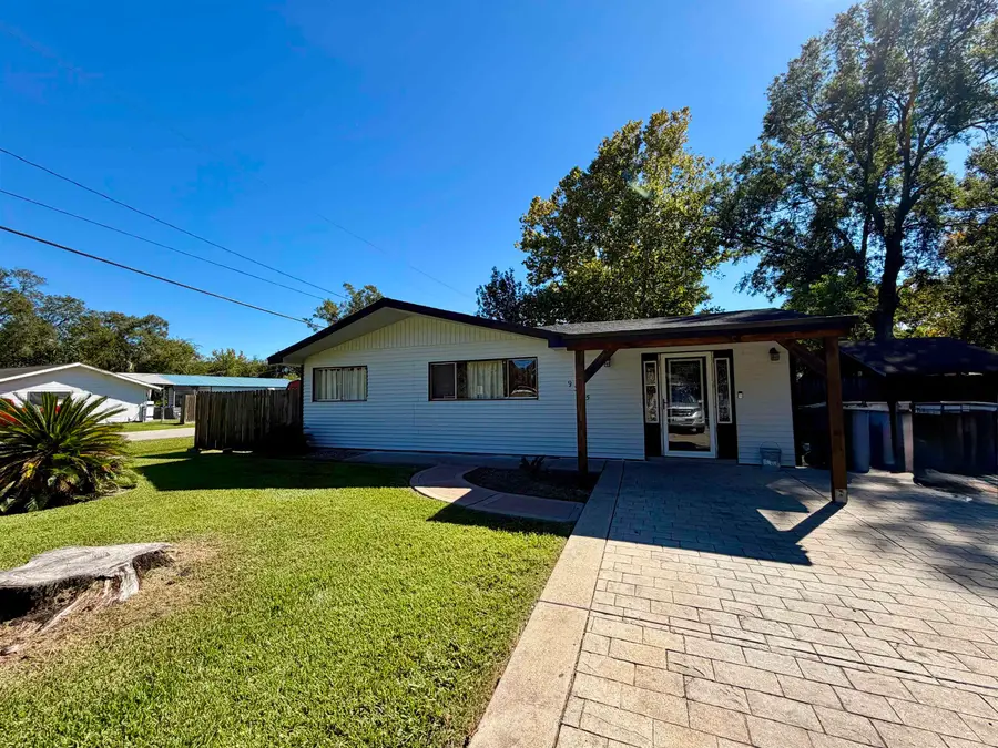 9315 Broun St, Beaumont, TX 77707 - #2