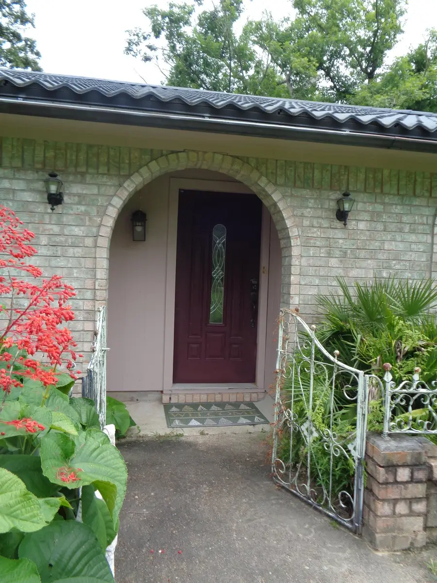 7621 Head St, Orange, TX 77632 - #2