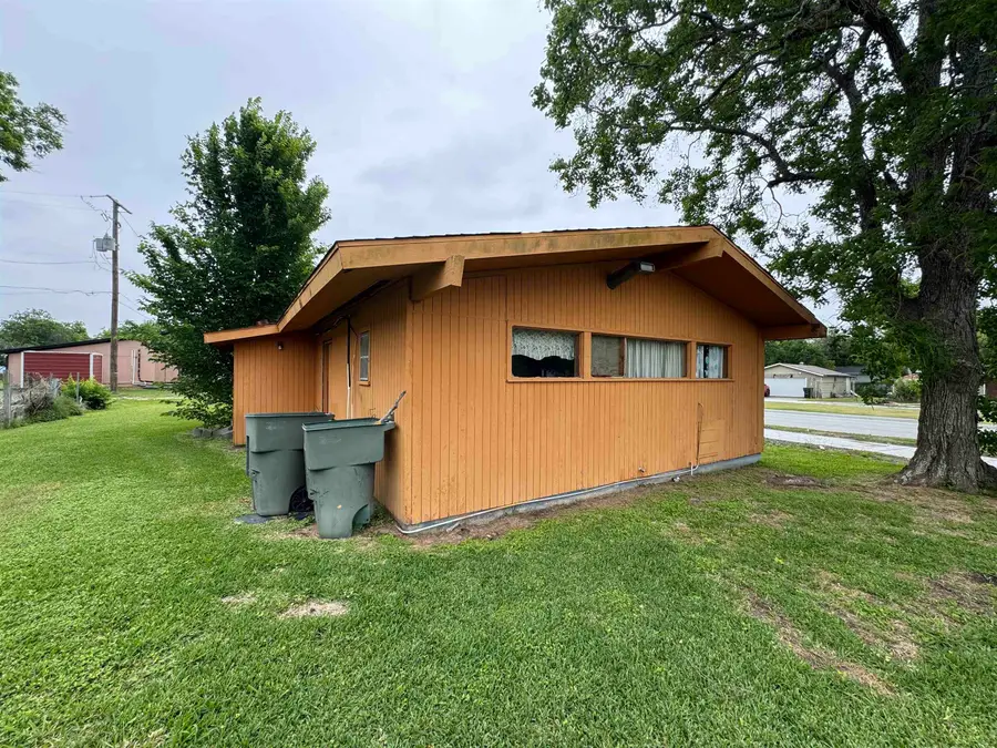 1048 Woodworth Blvd, Port Arthur, TX 77640 - #2