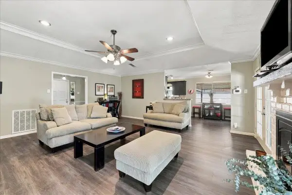 1120 Chatwood, Beaumont, TX 77706