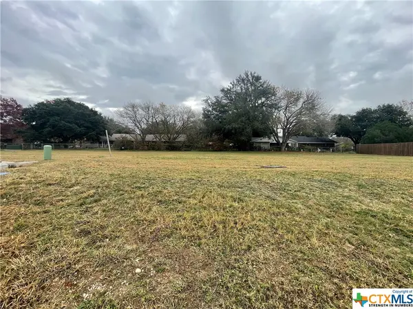 313 Club View, Seguin, TX 78155