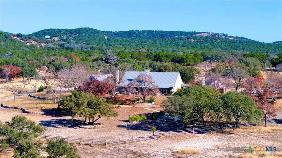 521 Bluff Creek Road, Center Point, TX 78010 - Image #3