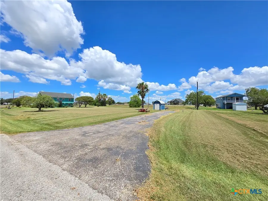937 Bayview Drive, Palacios, TX 77465 - #3