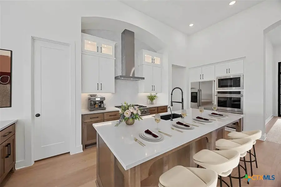 502 Irvine Circle, Liberty Hill, TX 78642 - Image #2