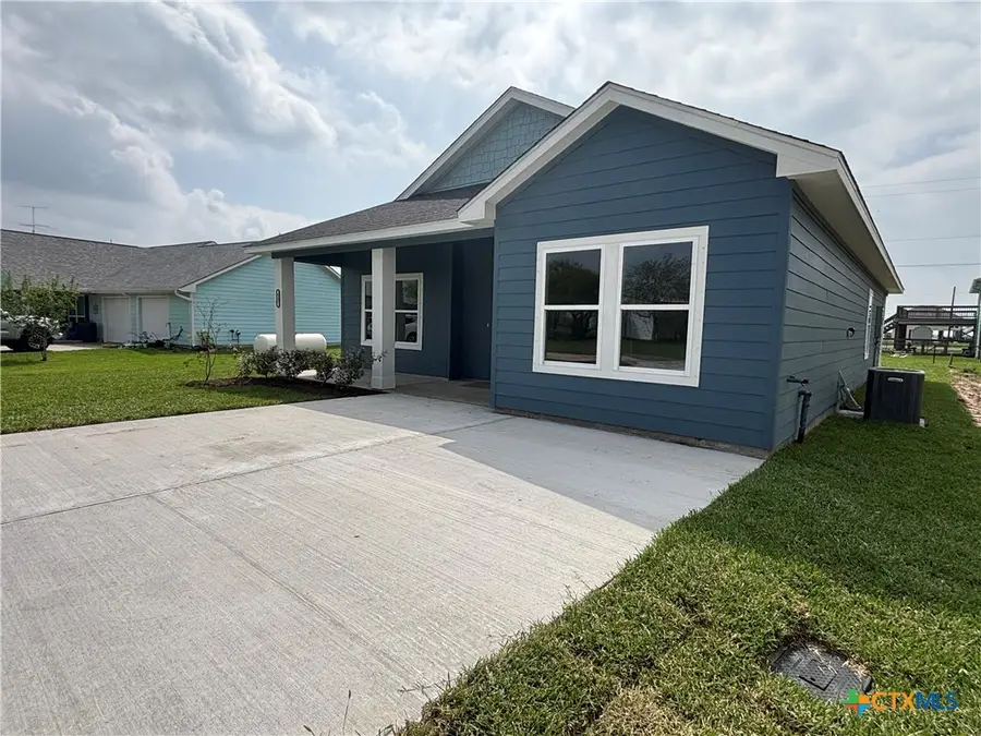 837 Swallow Drive, Palacios, TX 77465 - #3