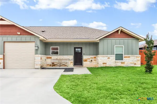 145 Navarro Crossing, Seguin, TX 78155