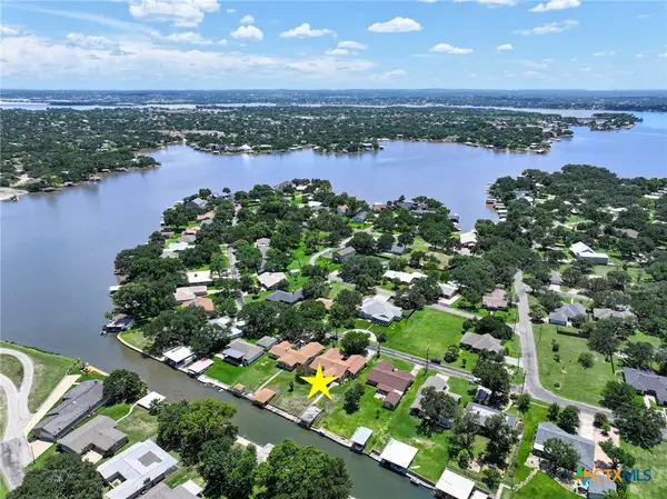 106 Flamingo Circle, Marble Falls, TX 78654