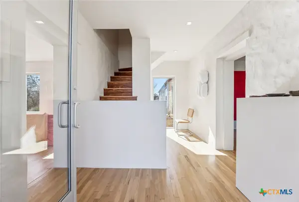 1037 Ranch Road 962 W, Round Mountain, TX 78663