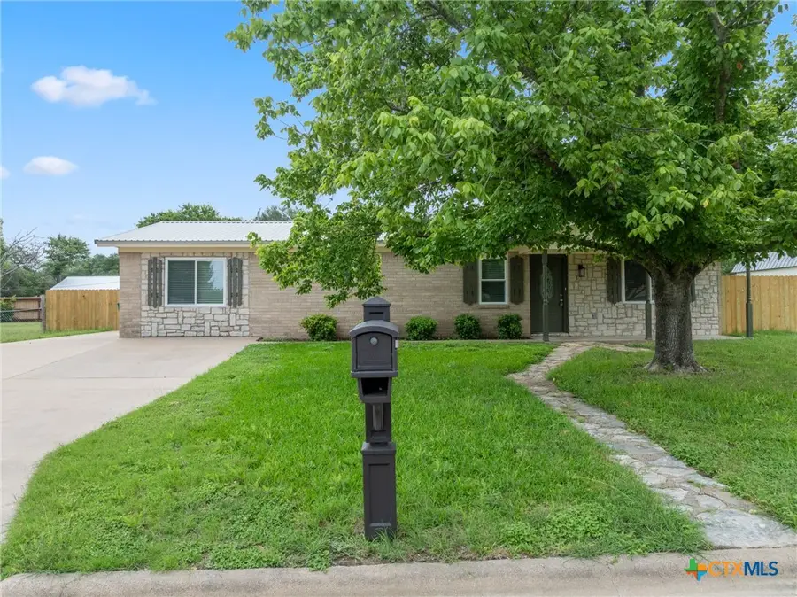 607 Nancy Ann Street, Hamilton, TX 76531 - #2