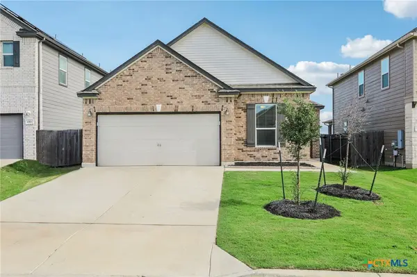 657 Bailey Park Drive, Jarrell, TX 76537
