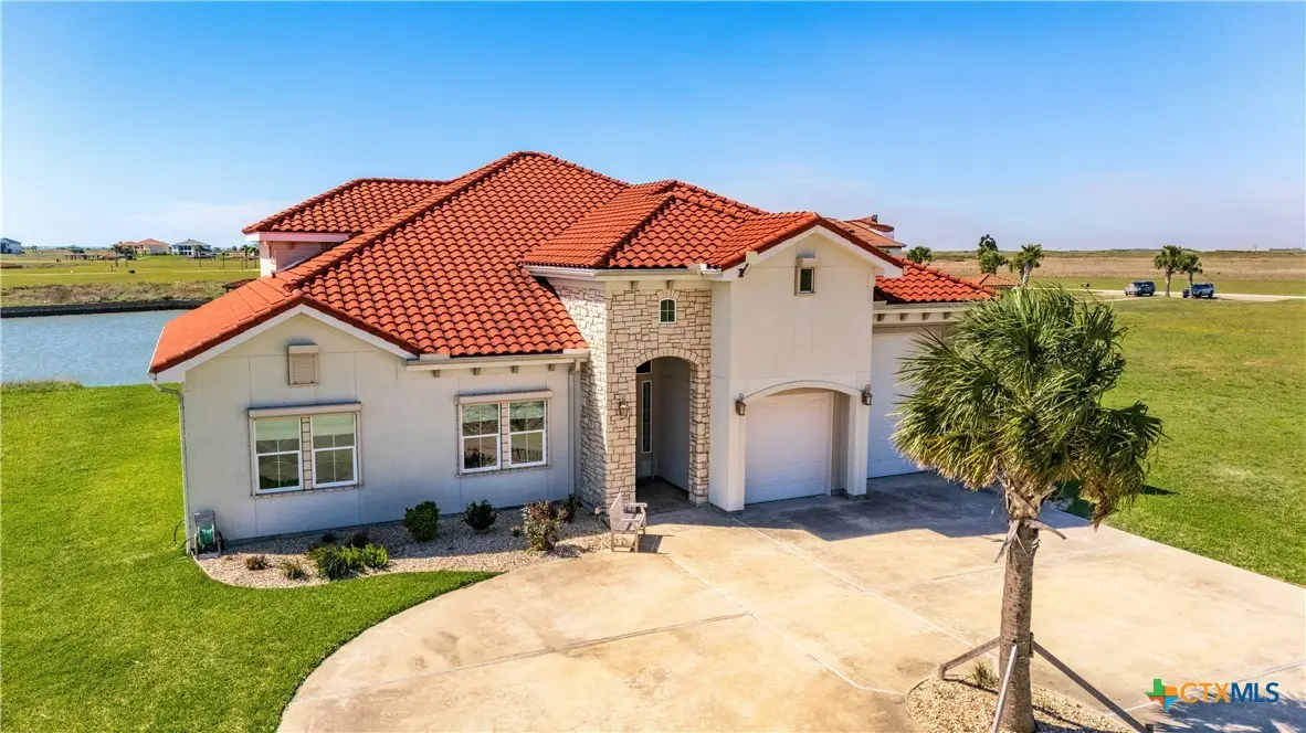 72 Cabernet Court, Port Oconnor, TX 77982 - Image #1