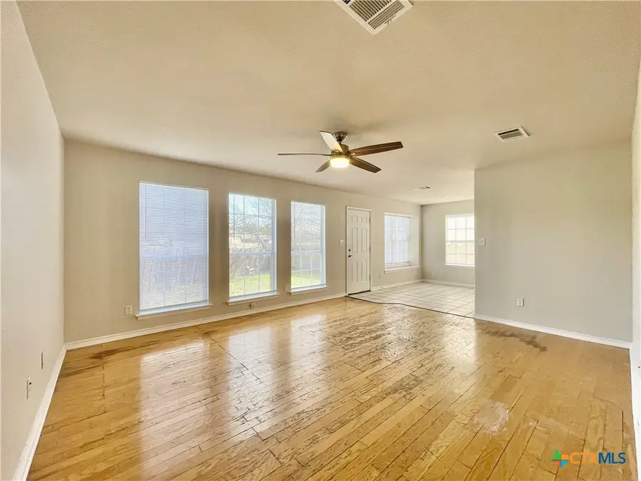 609 Chicago Street, San Marcos, TX 78666 - #2