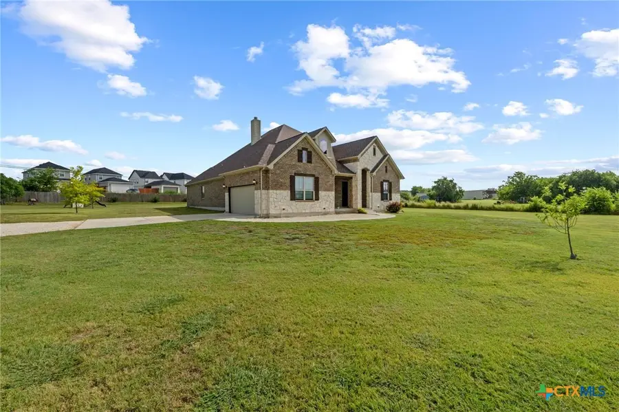 200 Tate Lane, Round Rock Georgetown, TX 78626 - Image #2