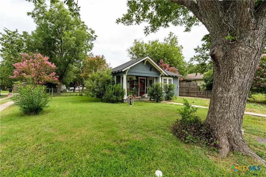 1111 Mclain Street, Taylor, TX 76574 - Image #2