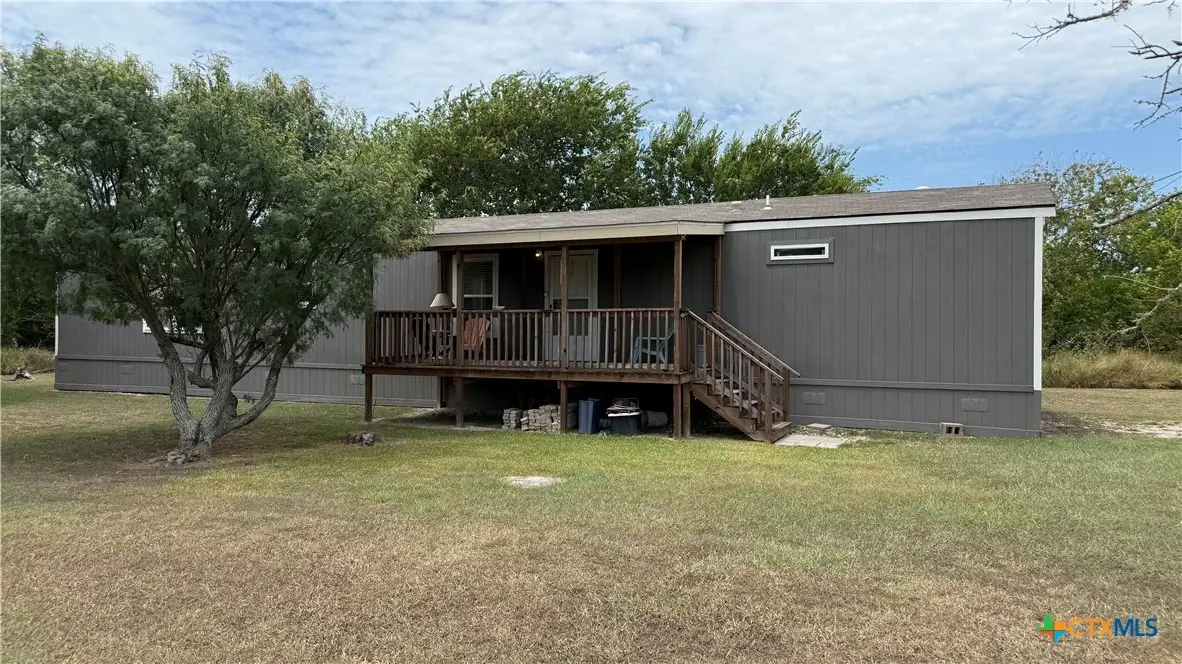 112 E Toledo Street, Seadrift, TX 77983 - Image #1