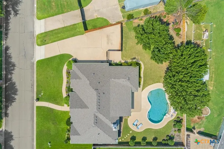 203 Silver Spur Trail, Waco, TX 76657 - #2