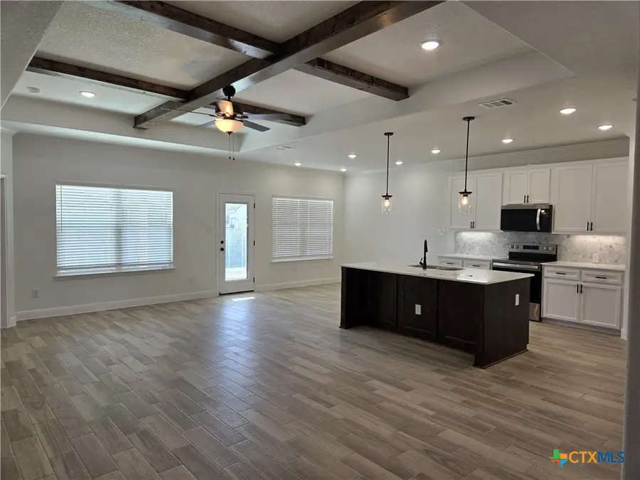 1005 Nacogdoches Drive, Temple, TX 76501 - #3