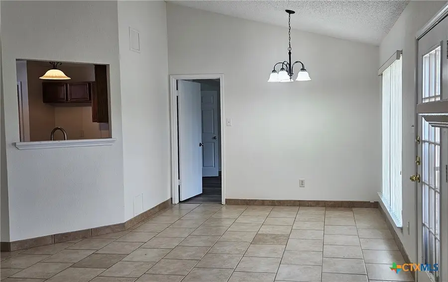 410 Texas Street, Copperas Cove, TX 76522 - Image #3