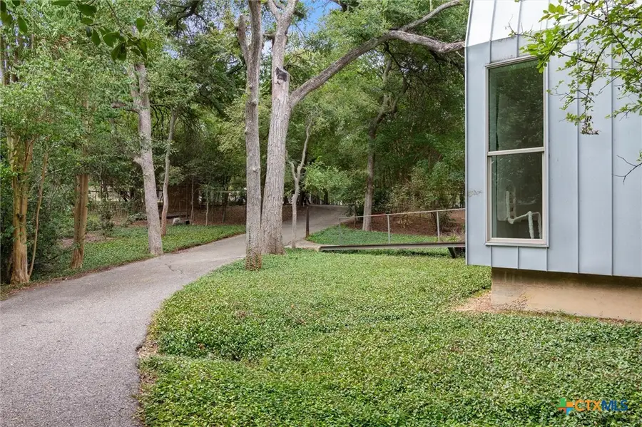 708 Snyder Hill Drive, San Marcos, TX 78666 - #2