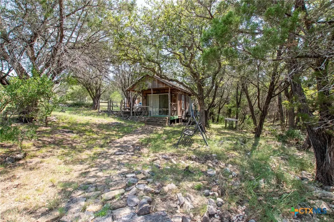 322 Cliff View Road, Lampasas, TX 76550 - Image #1